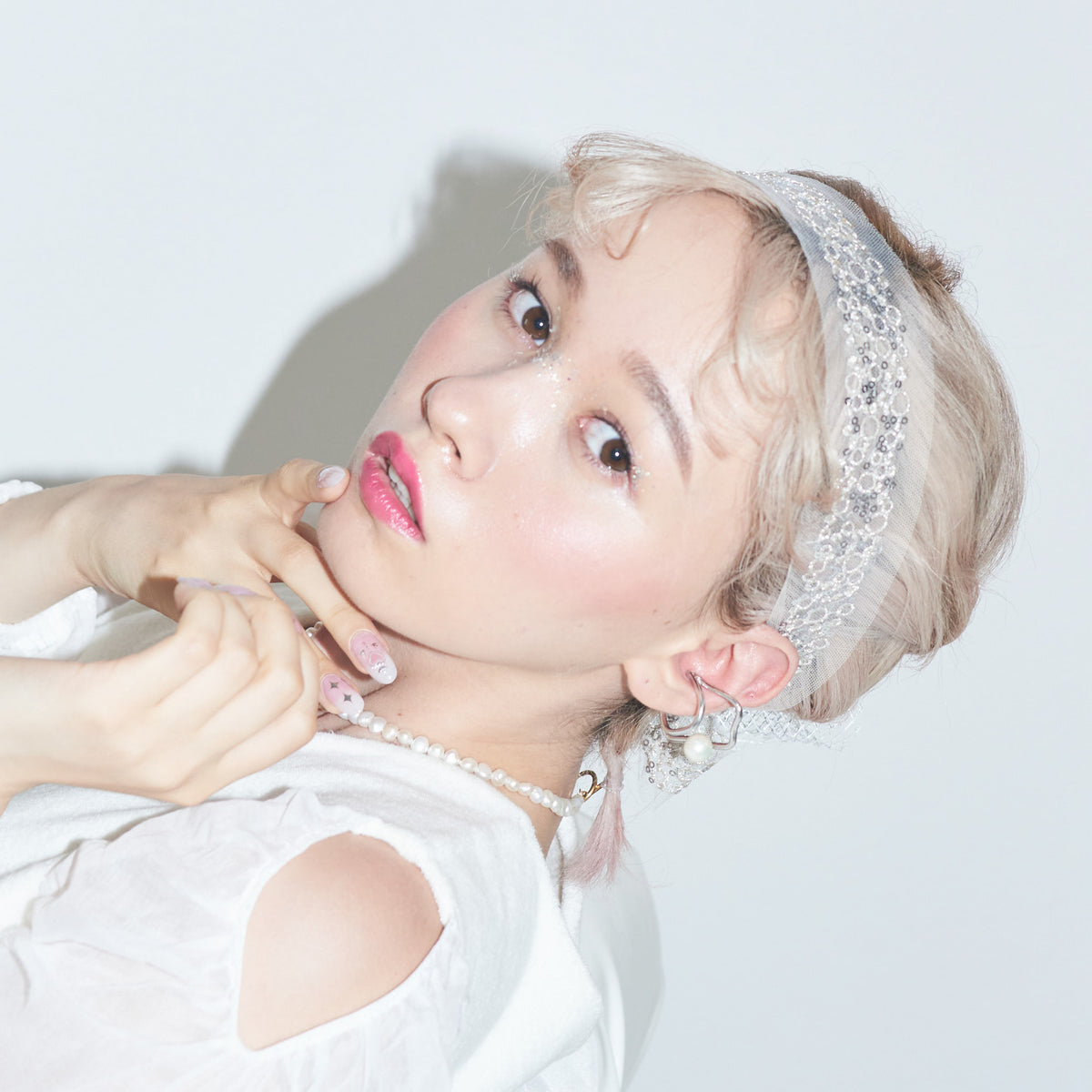 Petal Pearl Earcuff