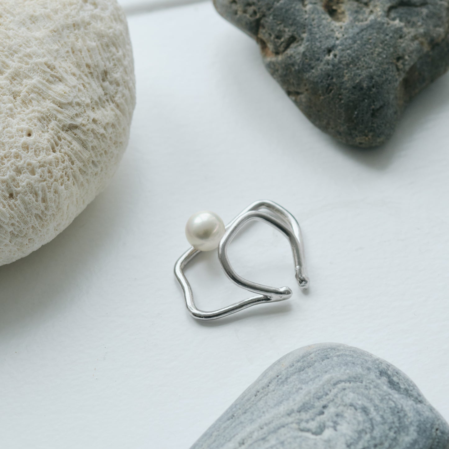 Petal Pearl Ear Cuff